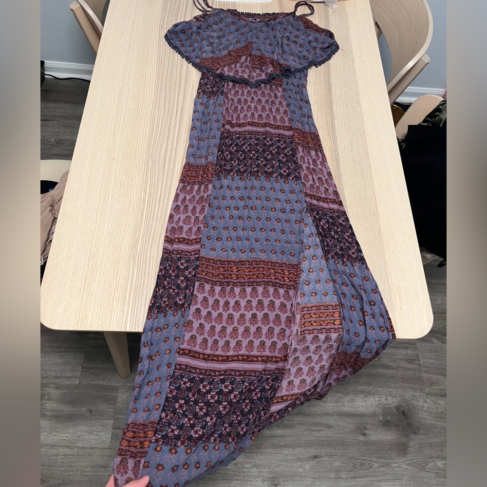 American Eagle - Long Dress with Slit - Size Small